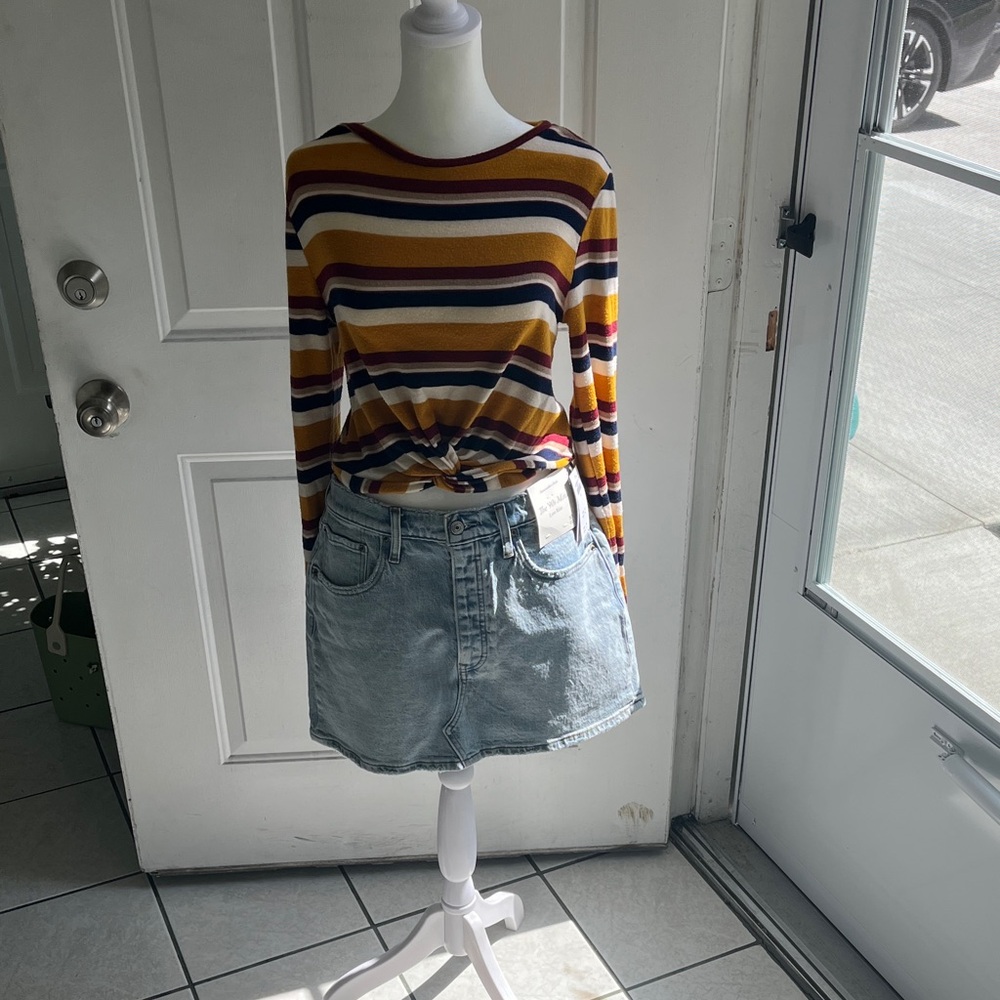NWT Abercrombie & Fitch The 90s Mini Low Rise Denim Mini